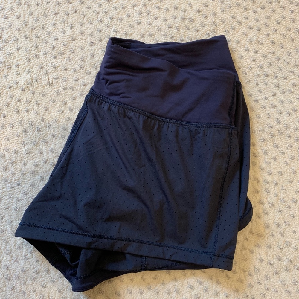 Lululemon shorts!
